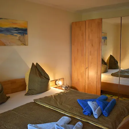 Ferienwohnung Moni - Haus Duneneck * Zempin