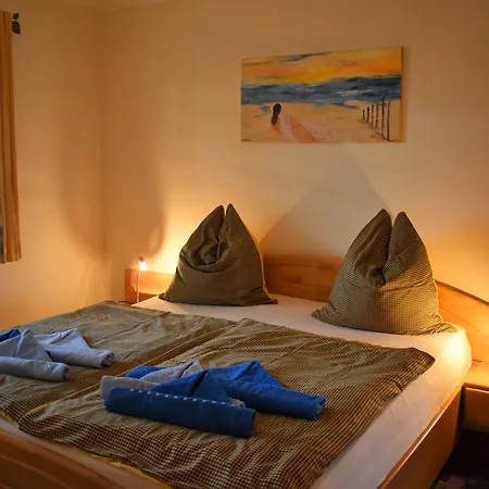 Ferienwohnung Moni - Haus Duneneck Zempin